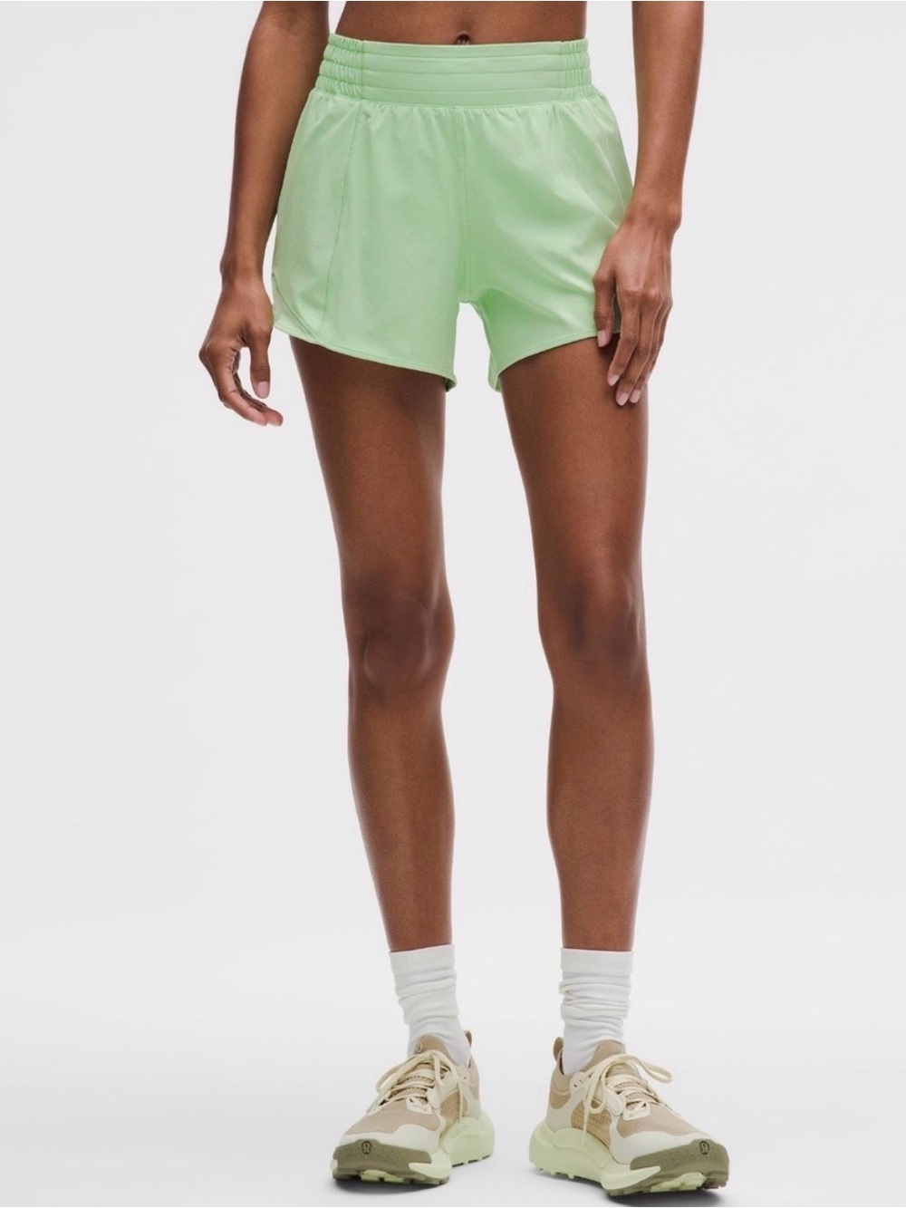 Lululemon Hotty Hot High-Rise 4” Short Pistachio Green Size 2